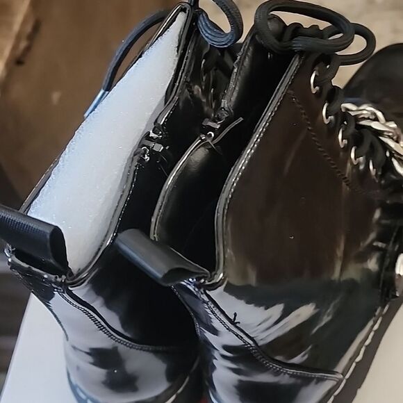 Unionbay hashing boots size 11 NIB - Picture 5 of 6